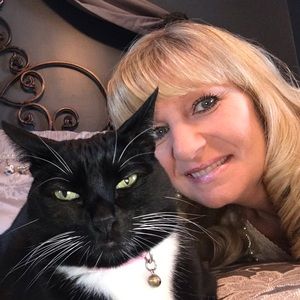 Meet your Posher, Kimberly